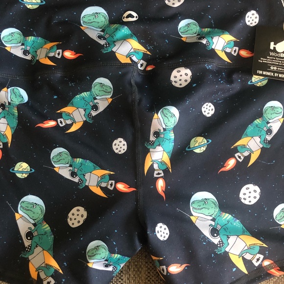 Wodbottom 5 inch Dino shorts. - Picture 4 of 4